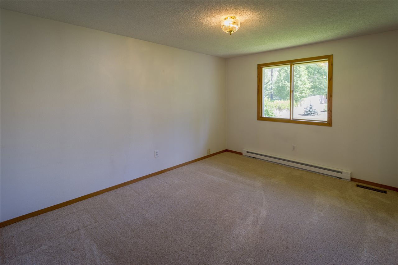 12920 West Shore Road Nine Mile Falls, WA 99026 - Photo 9 of 20 Gallery Image 9