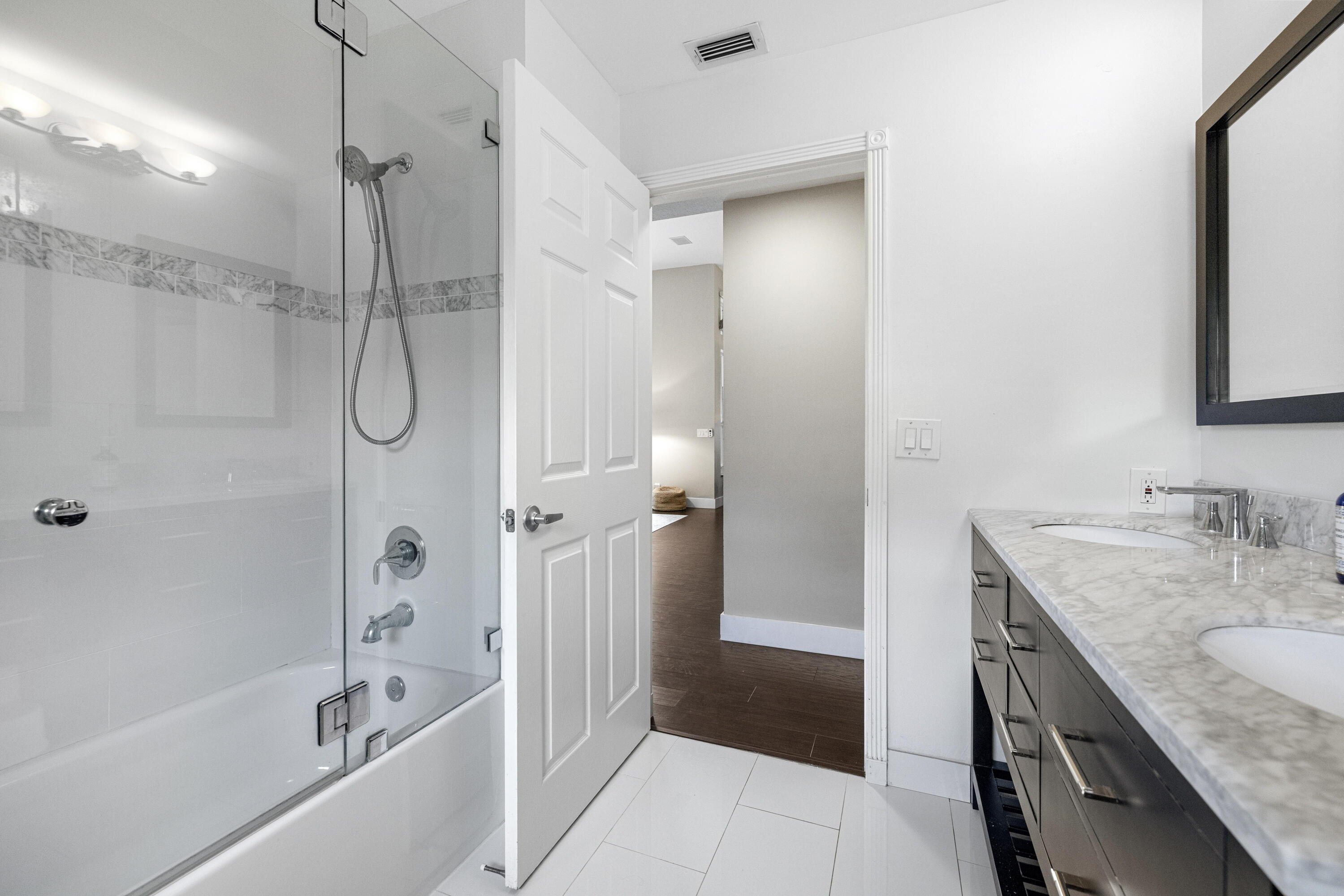 10582 Maple Chase Drive Boca Raton, FL 33498 - Photo 31 of 58 Bathroom 2