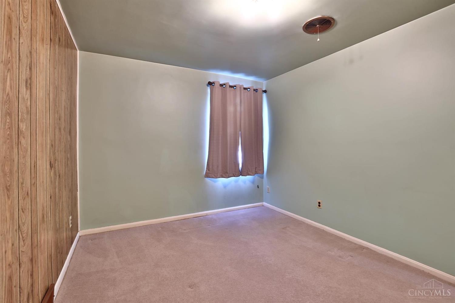 10709 Edgewood Road Harrison, OH 45030 - Photo 20 of 43 Gallery Image 20