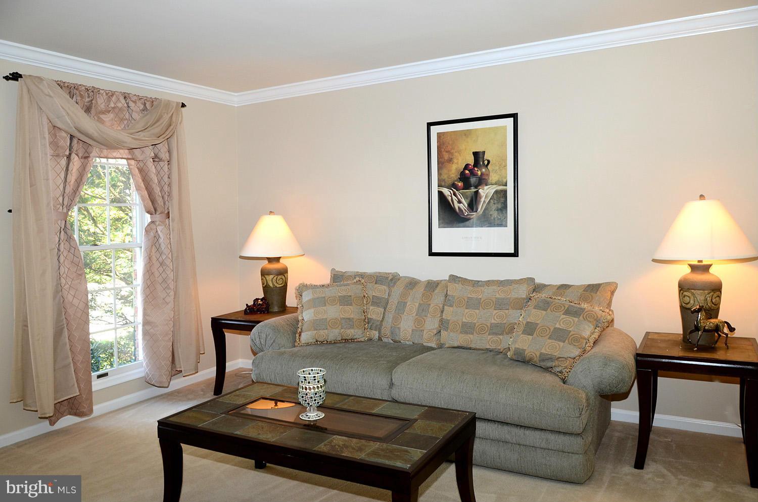 12571 Rock Ridge Road Herndon, VA 20170 - Photo 3 of 27 Living Room