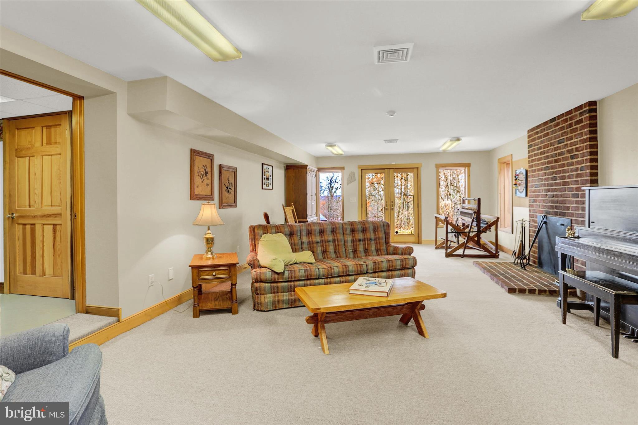 920 Cola Road Middletown, PA 17057 - Photo 107 of 134 Huge family room with french doors to patio,