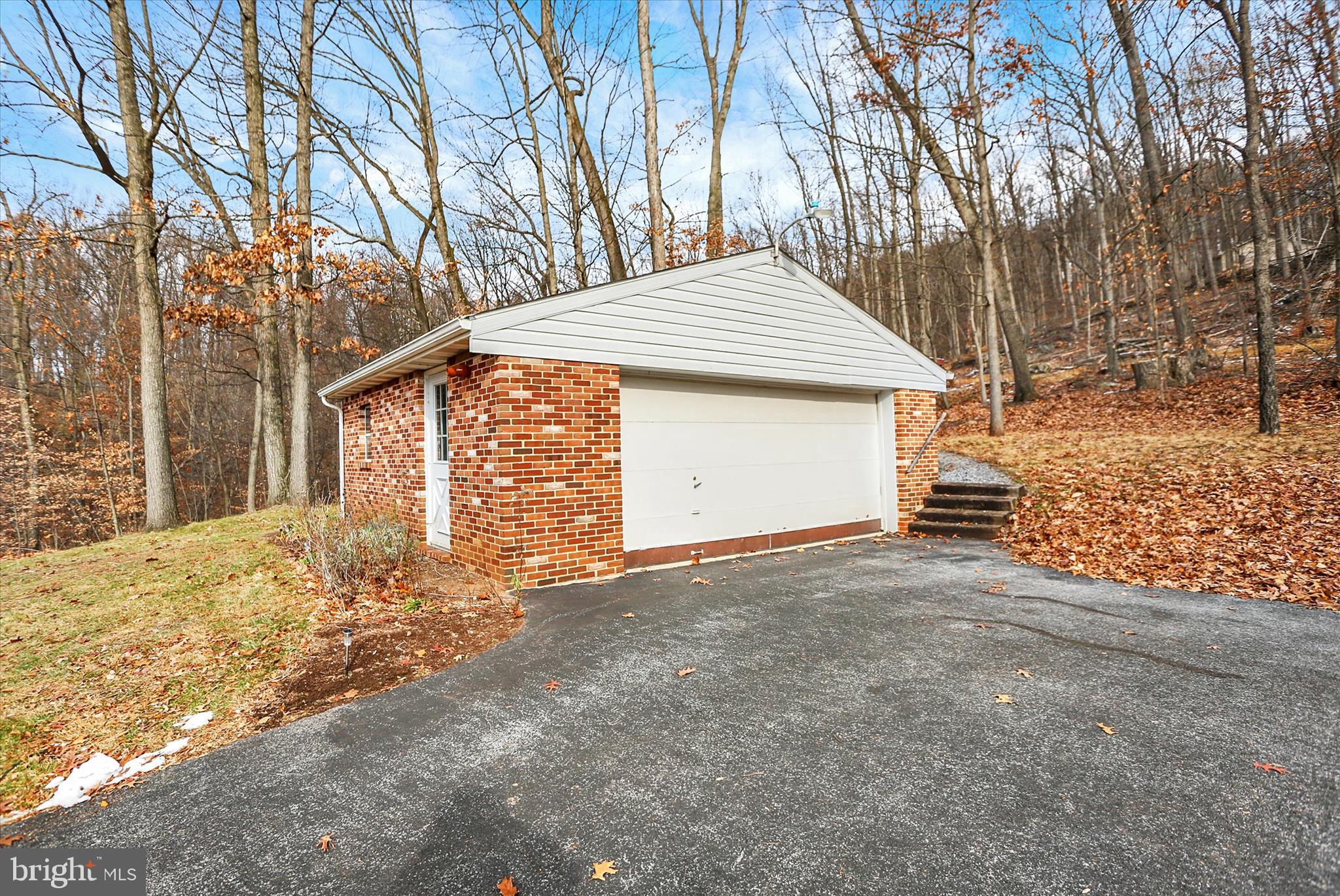 920 Cola Road Middletown, PA 17057 - Photo 27 of 134 Oversized 2 car garage