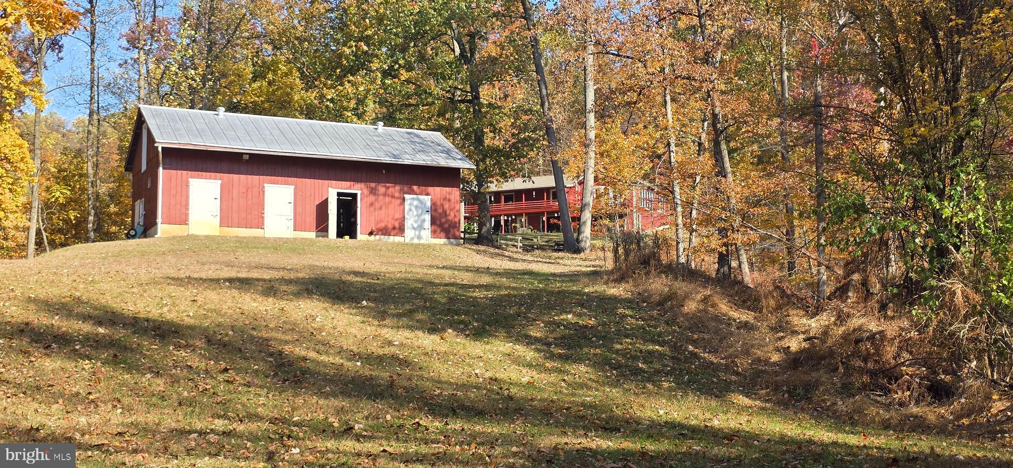 920 Cola Road Middletown, PA 17057 - Photo 5 of 134 Pasture side of barn