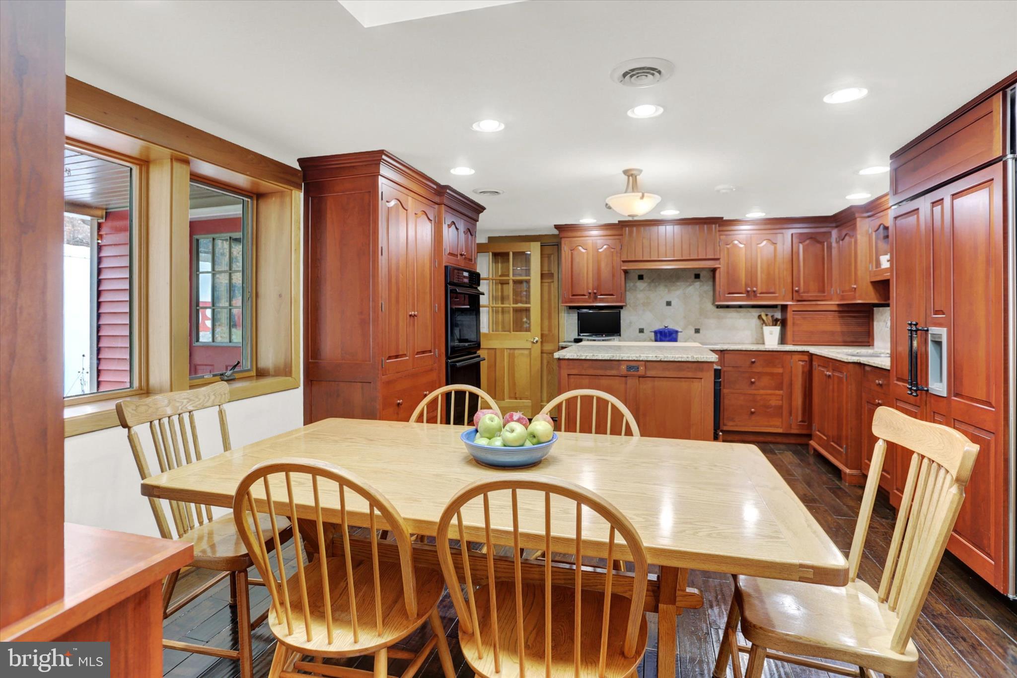 920 Cola Road Middletown, PA 17057 - Photo 53 of 134 Eat in kitchen