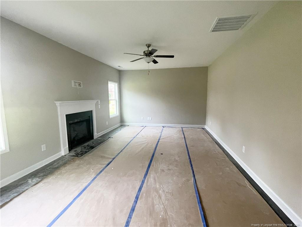 6861 Running Fox Road Hope Mills, NC 28348 - Photo 10 of 28 Photo 10