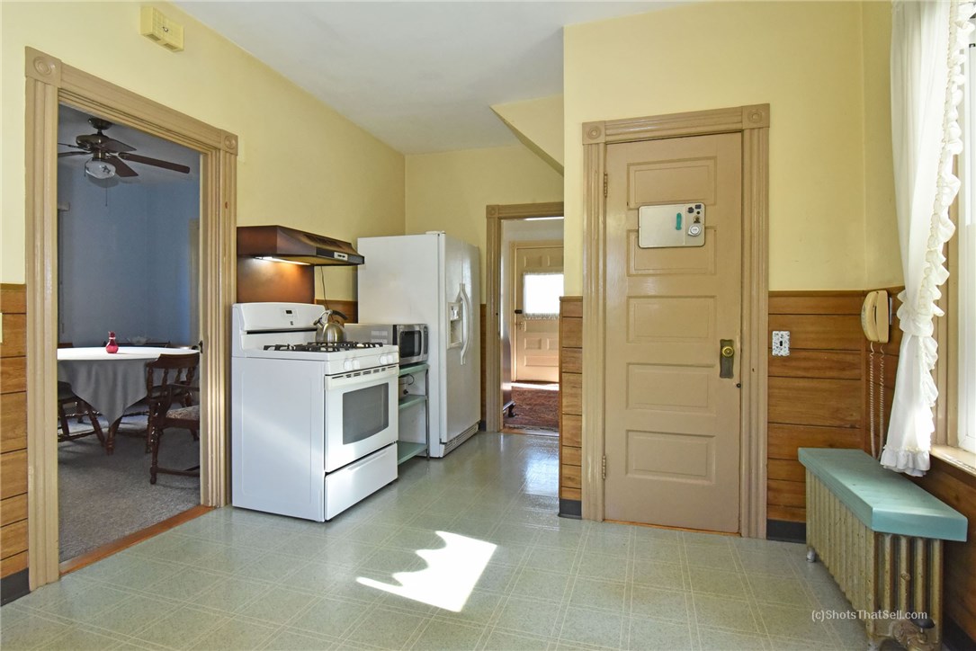 57 Chiswick Road Cranston, RI 02905 - Photo 20 of 40