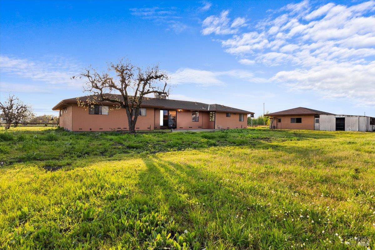 2062 Woolsey Road Fulton, CA 95439 - Photo 34 of 44