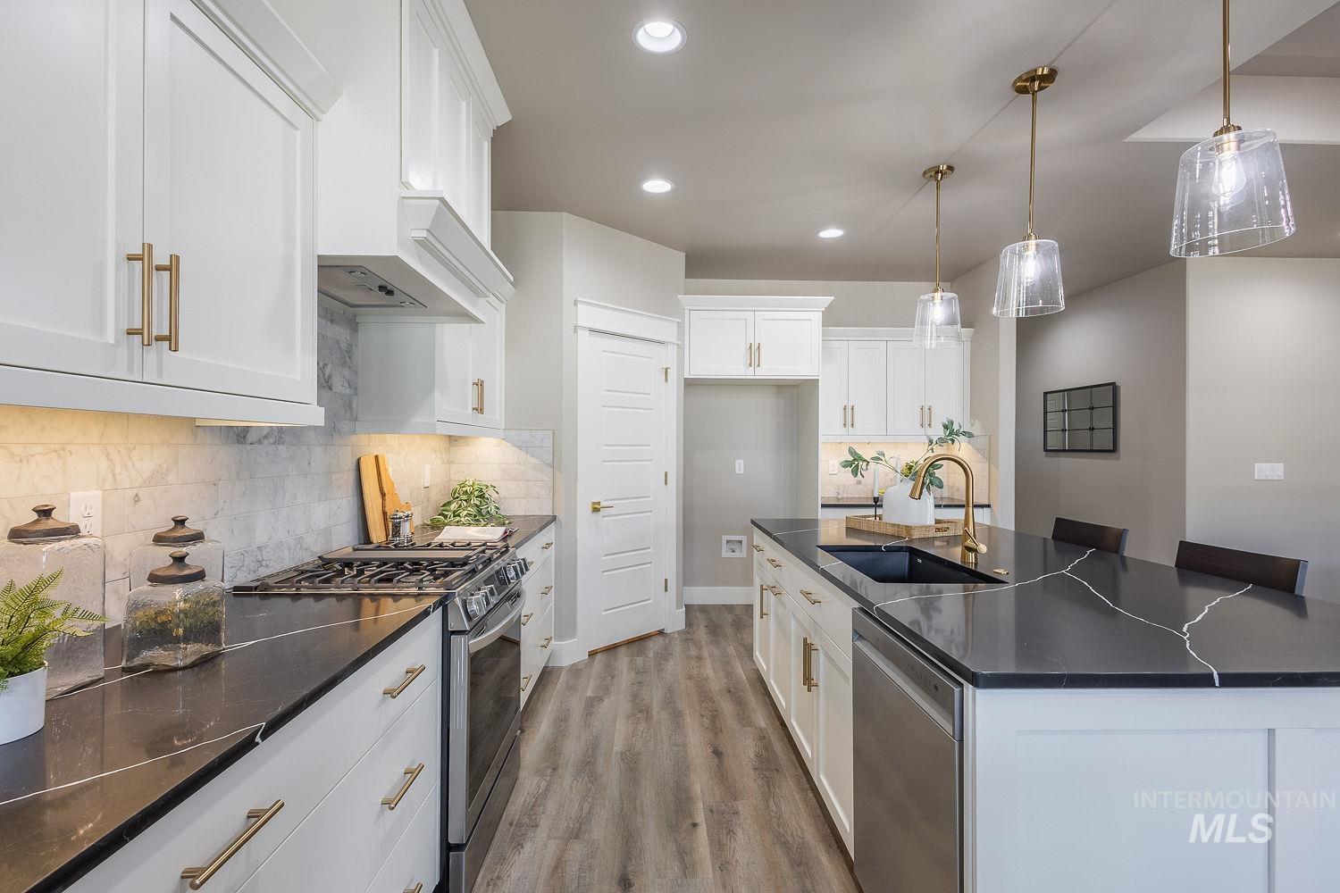 1692 Sandbar Road Emmett, ID 83617 - Photo 10 of 31