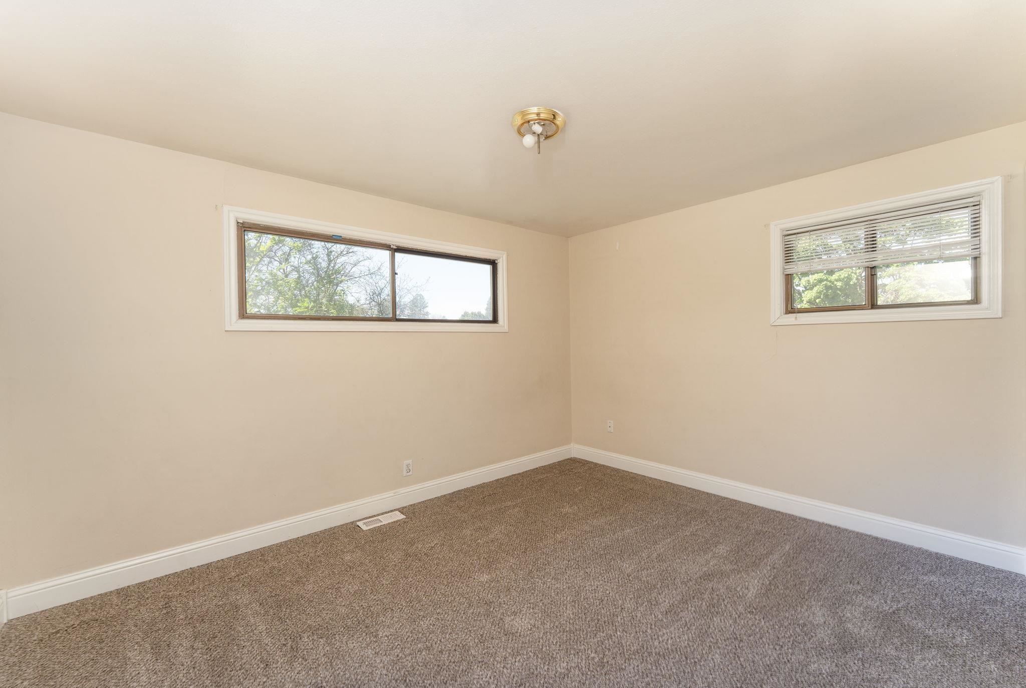 5724 North Nevada Street Spokane, WA 99208 - Photo 23 of 33