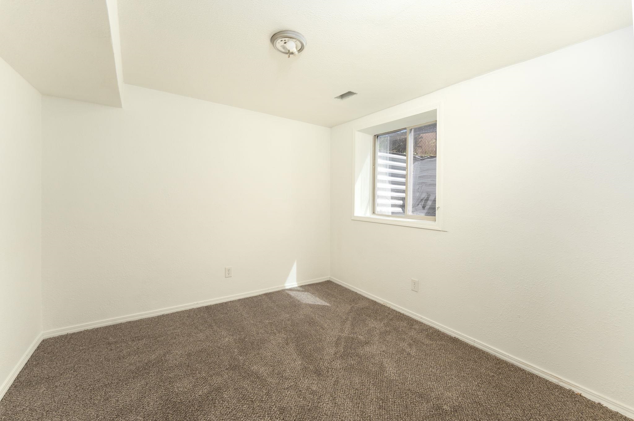 5724 North Nevada Street Spokane, WA 99208 - Photo 28 of 33