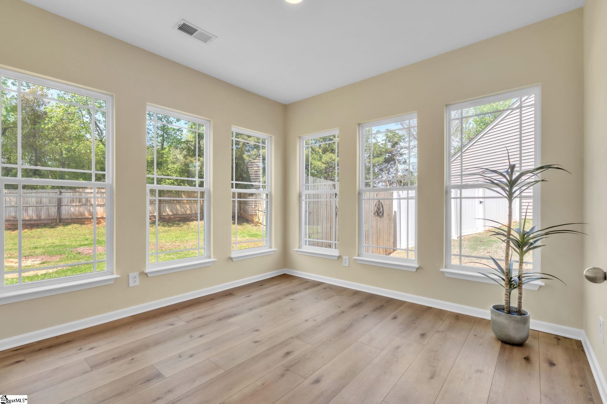 116 Triton Court Simpsonville, SC 29680 - Photo 8 of 31