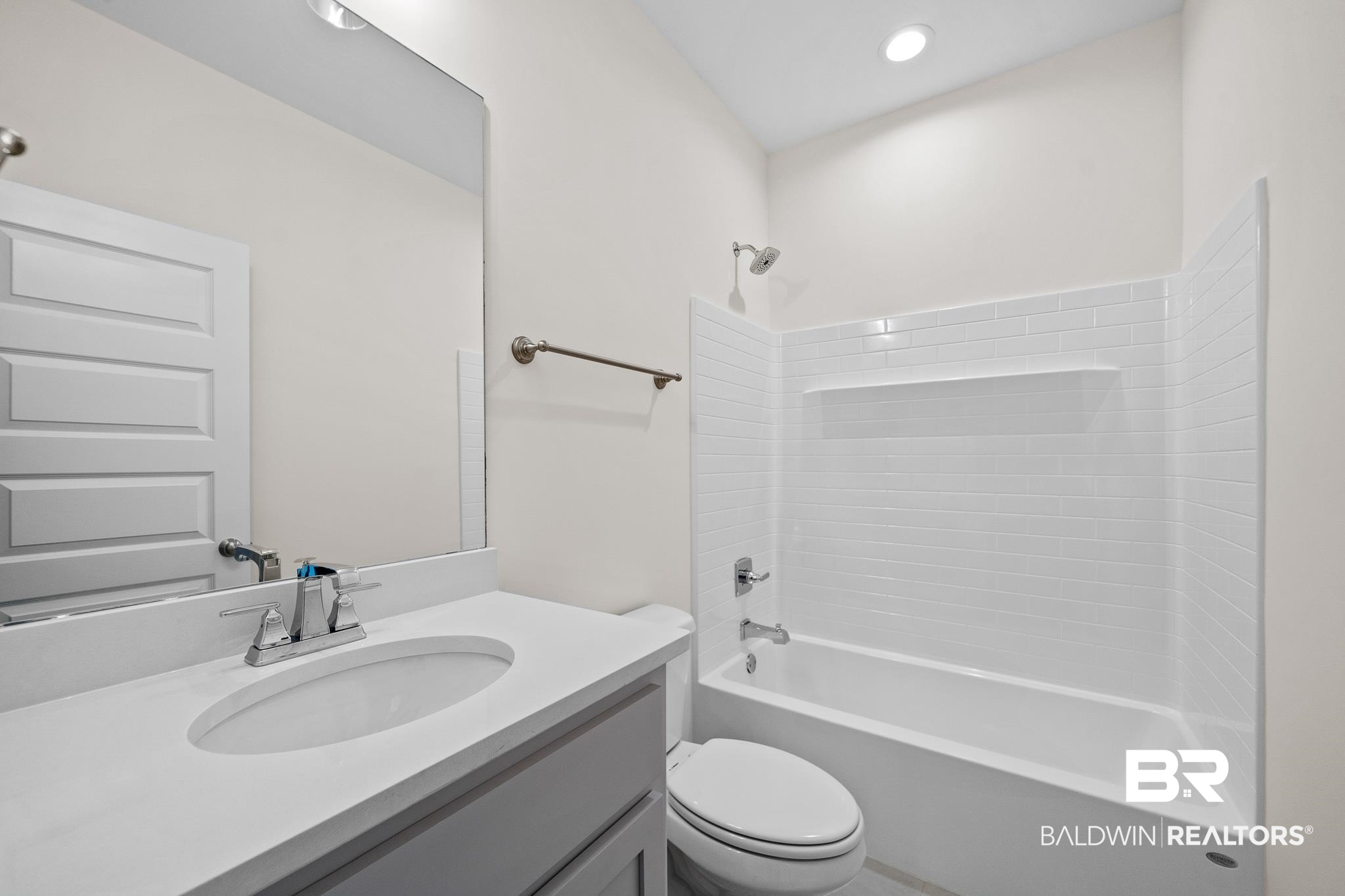 29 Signal Hill Road Daphne, AL 36527 - Photo 14 of 36 Full bathroom with vanity, toilet, and bathtub / shower combination