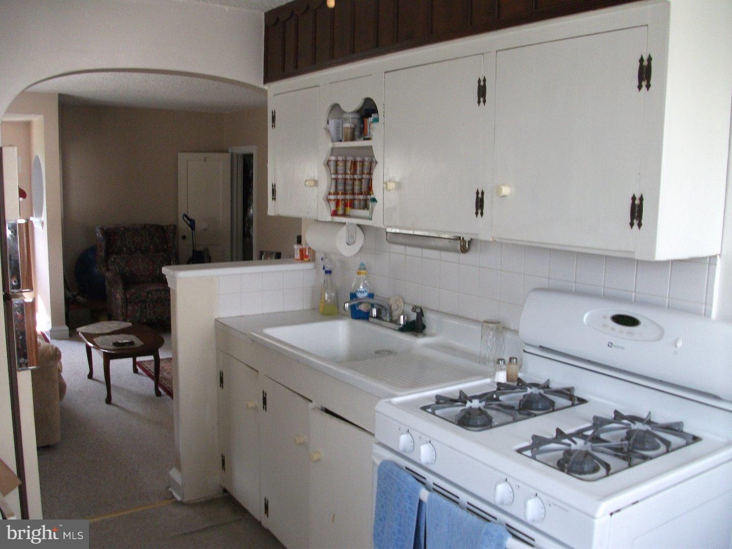 110 Beloit Avenue Audubon, NJ 08106 - Photo 10 of 22