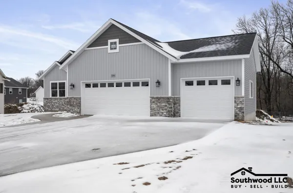 $624,900 | 15 15 Mile Road Northeast, Sparta, MI 49345