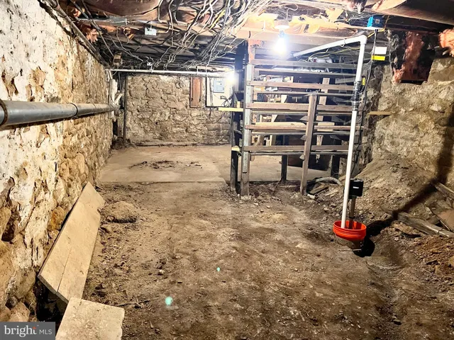 $172,500 | 323 North Hobart, Gordon, PA 17921