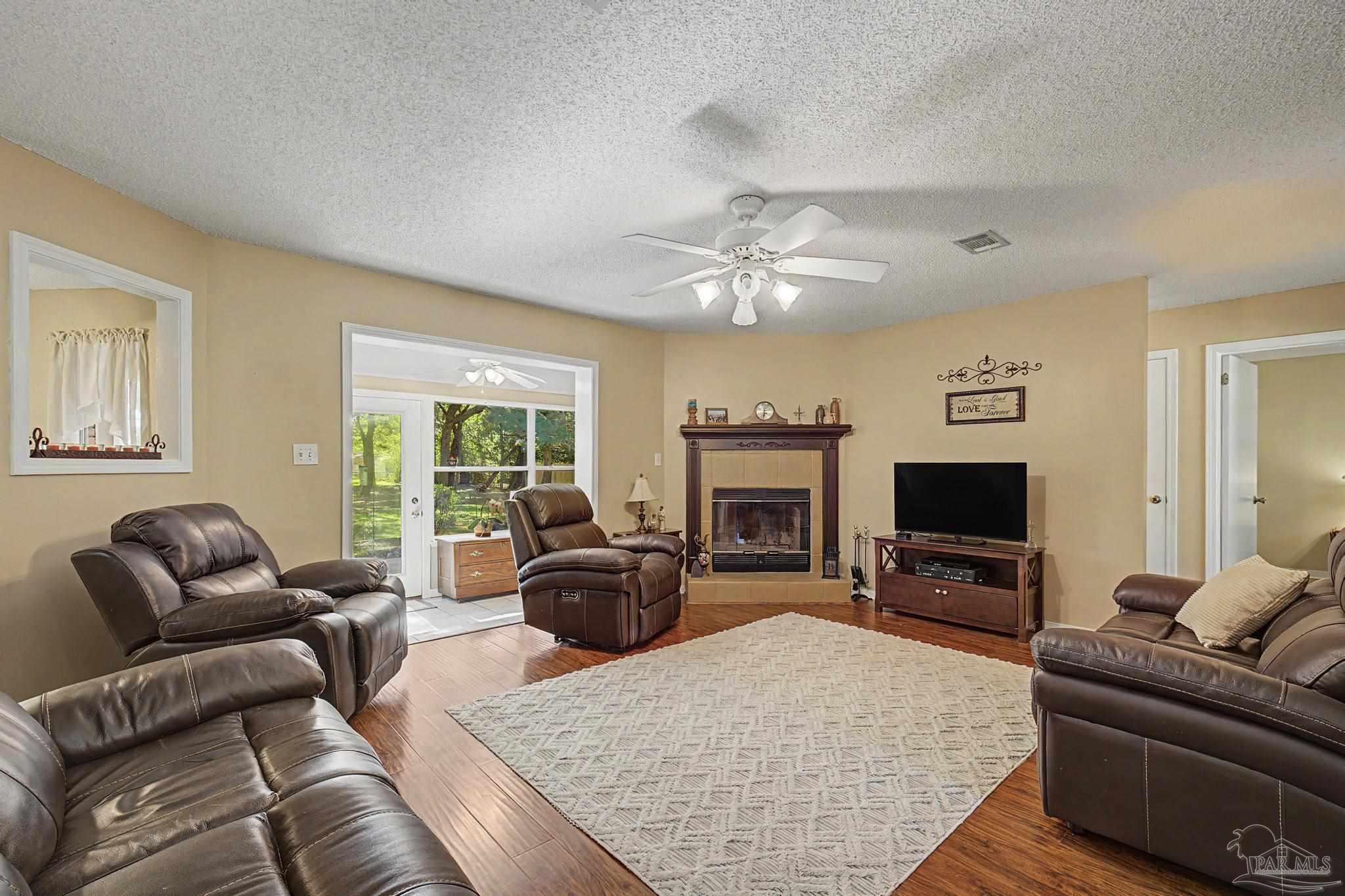 5601 Windermere Trace Pace, FL 32571 - Photo 6 of 69