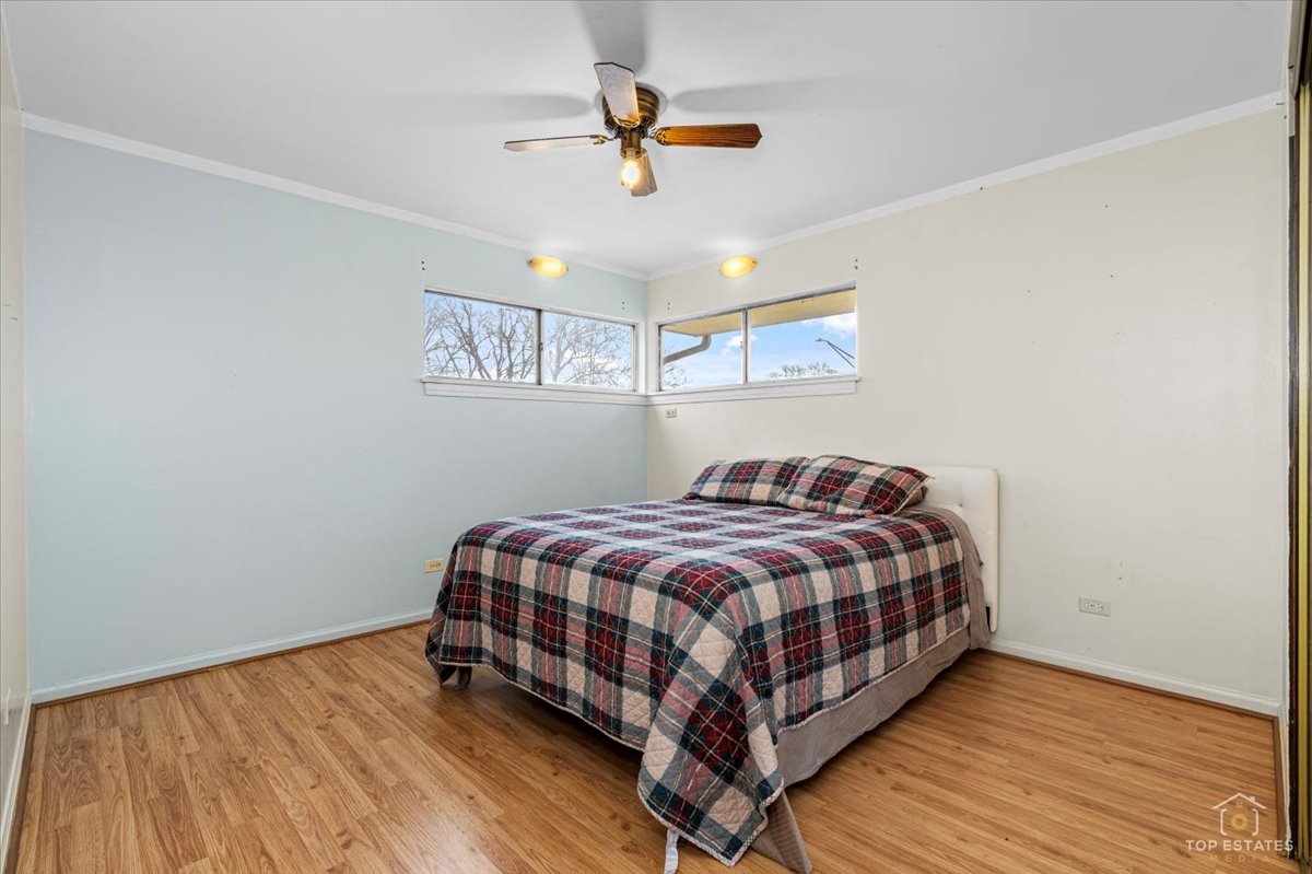 128 South Michigan Avenue Addison, IL 60101 - Photo 9 of 29