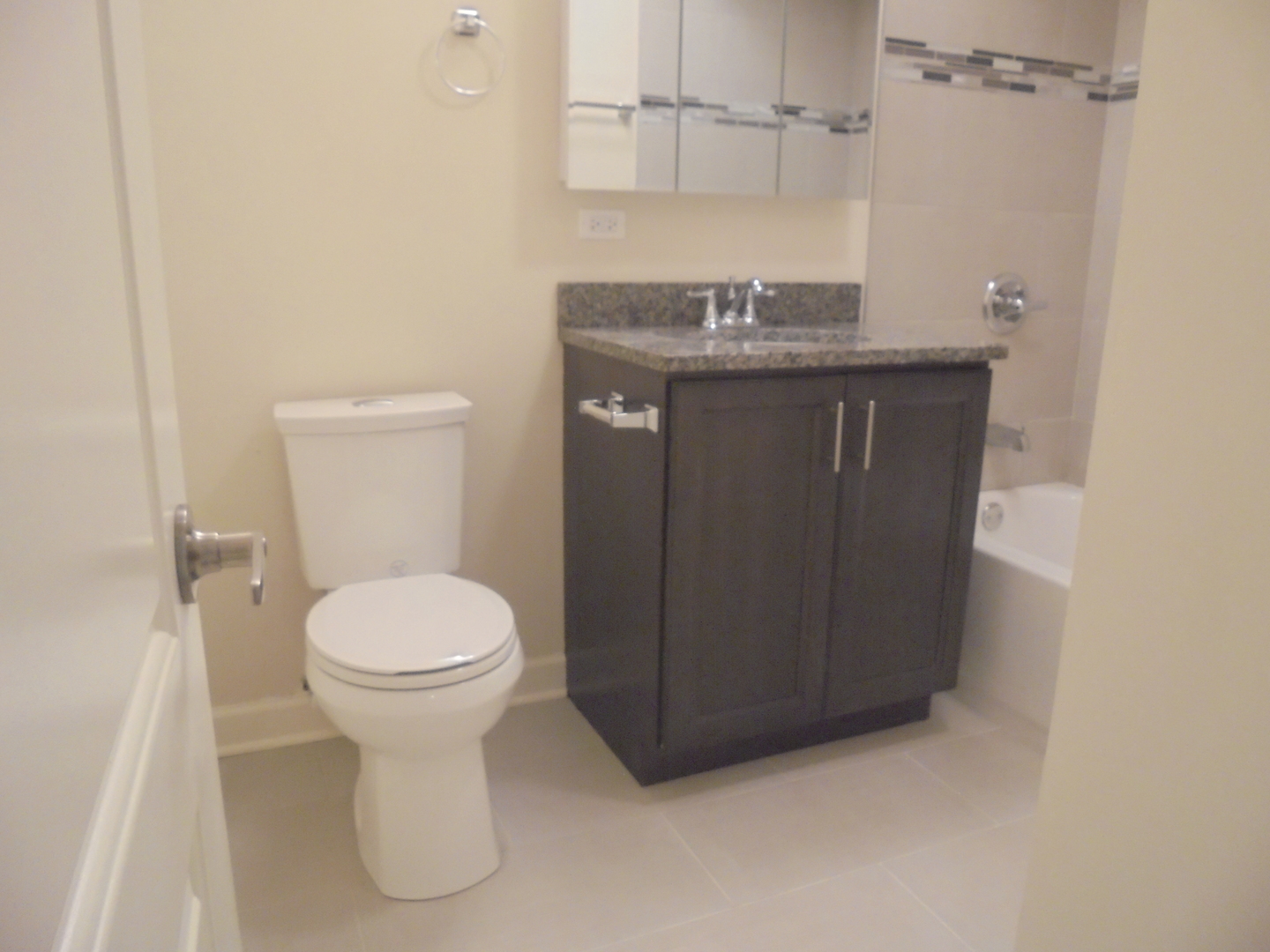 9836 Sayre Avenue, Unit 13 Chicago Ridge, IL 60415 - Photo 24 of 26 Gallery Image 24