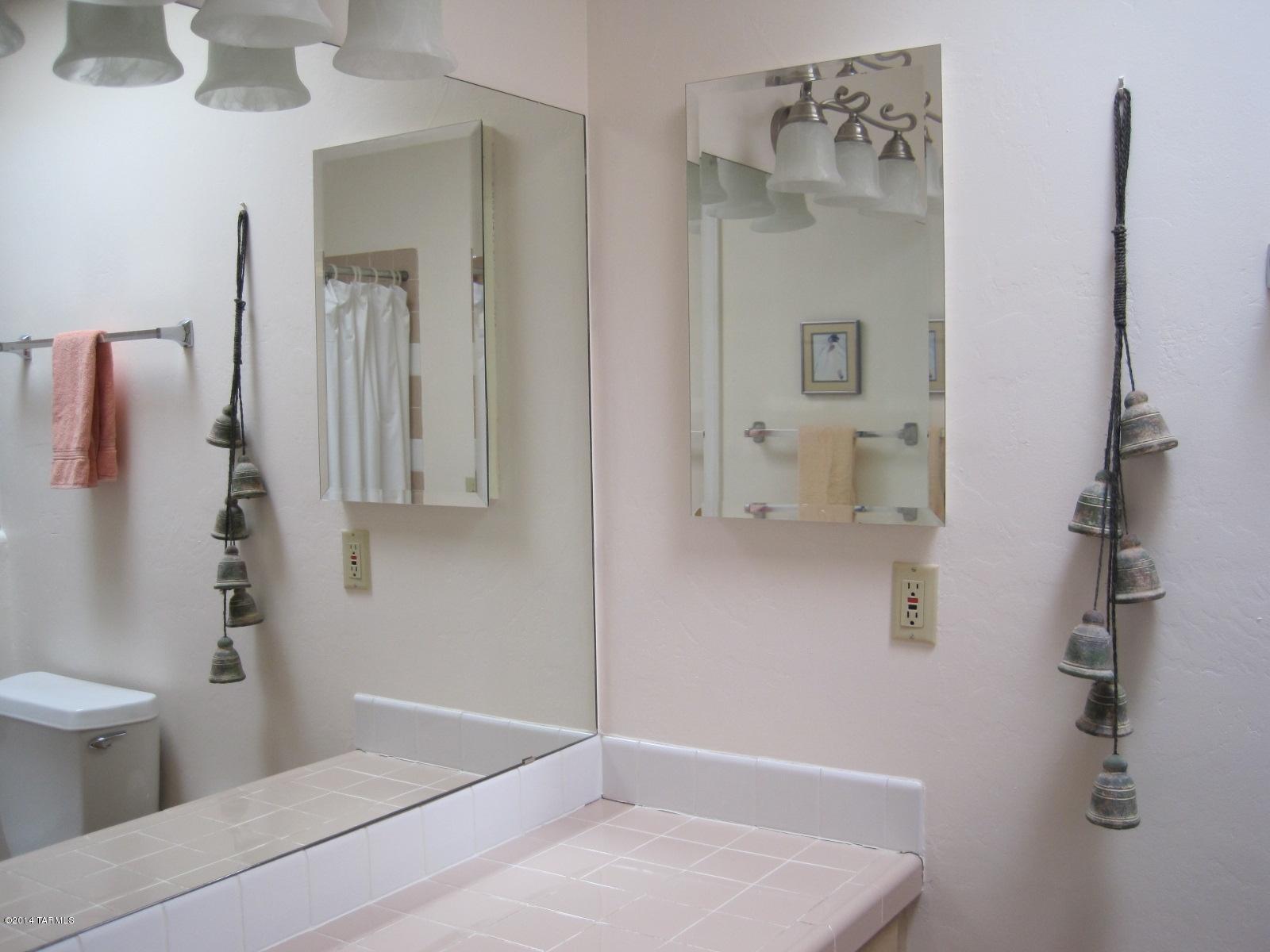 640 West Panorama Road Tucson, AZ 85704 - Photo 15 of 23 Gallery Image 15