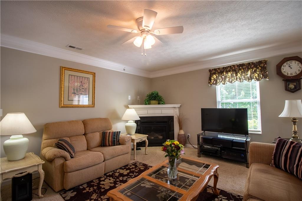 105 Raven Circle Sarver, PA 16055 - Photo 11 of 31
