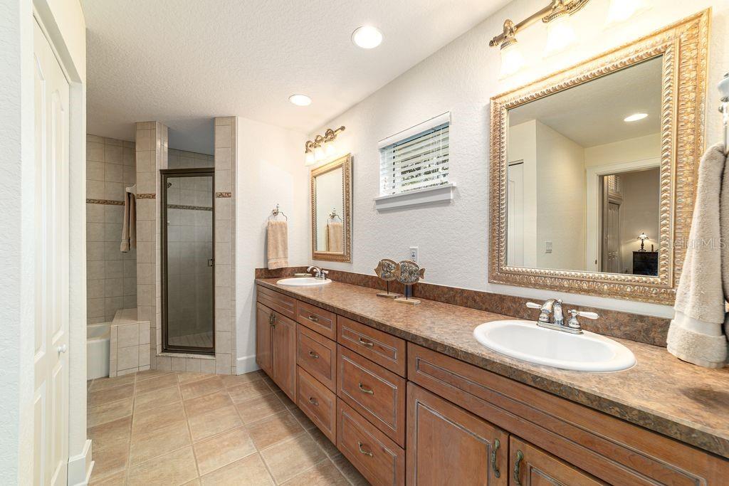 905 Southeast 12th Street Ocala, FL 34471 - Photo 18 of 45
