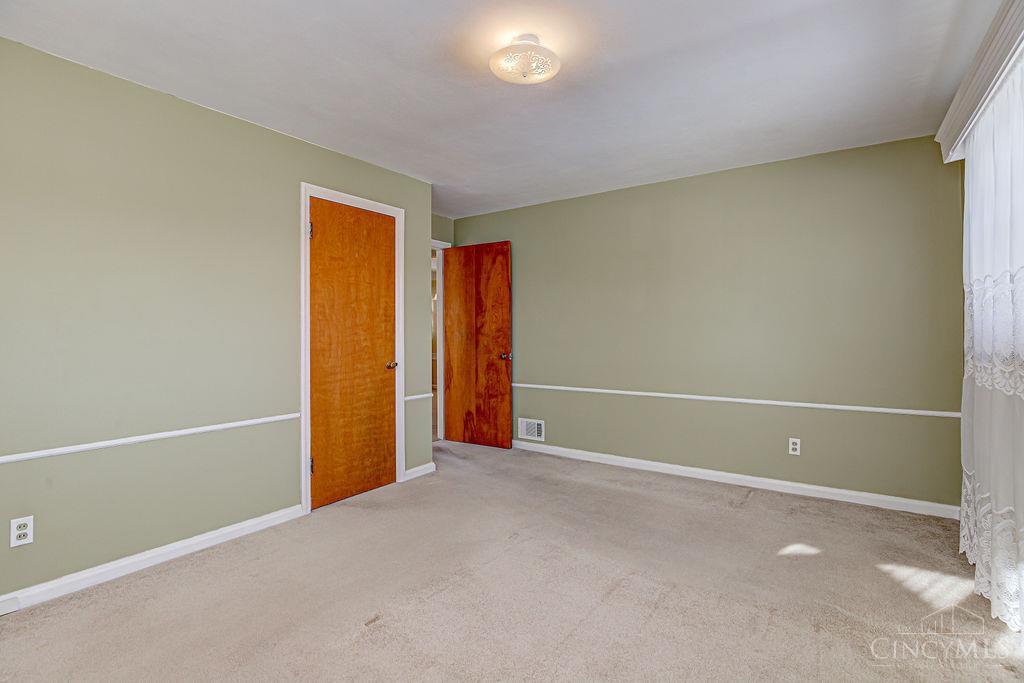3629 Eyrich Road Cincinnati, OH 45248 - Photo 20 of 38