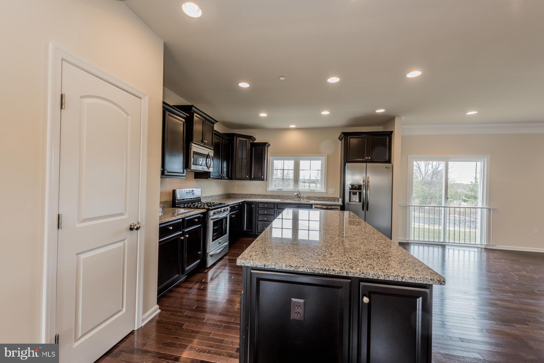 8145 Ridgely Loop Severn, MD 21144 - Photo 5 of 28 Kitchen