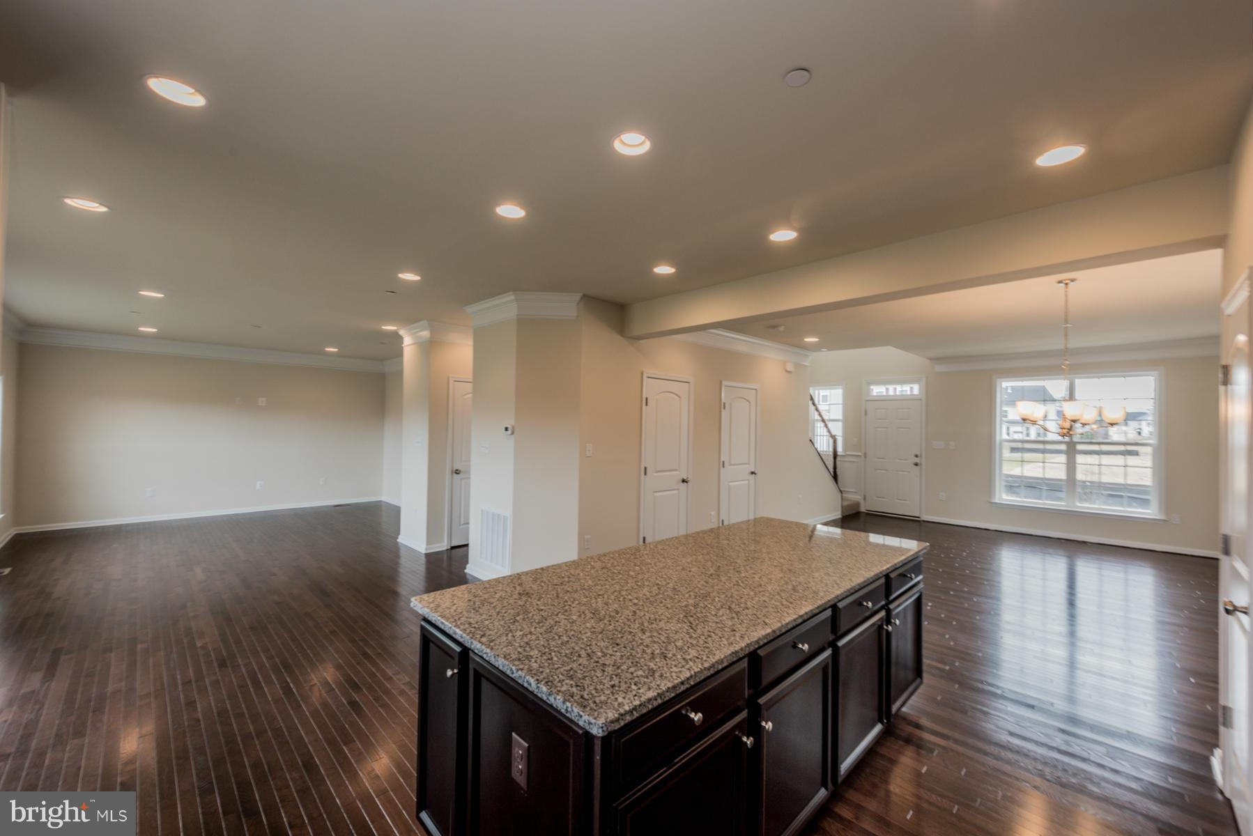 8145 Ridgely Loop Severn, MD 21144 - Photo 8 of 28 Kitchen
