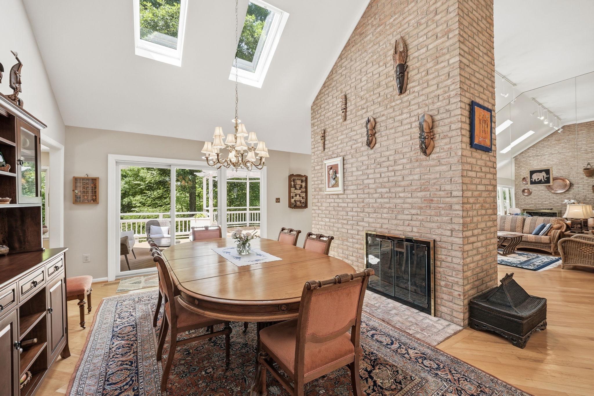 7512 Rambling Ridge Drive Fairfax Station, VA 22039 - Photo 9 of 64 Dining Room