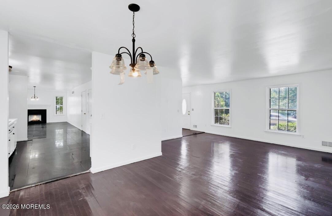 2207 Herbertsville Road Point Pleasant, NJ 08742 - Photo 14 of 38 Living Room