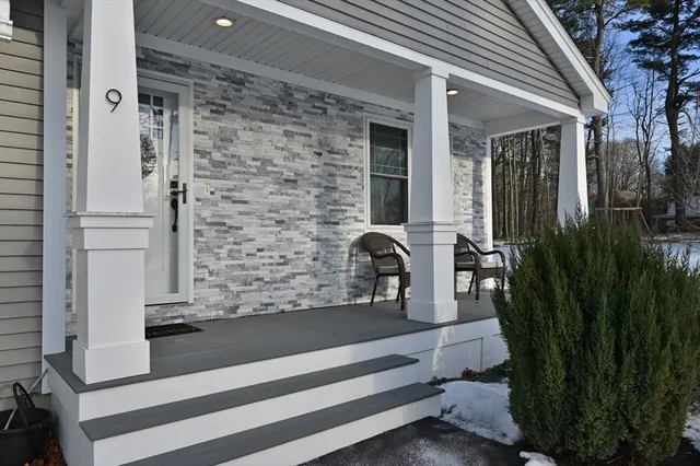 $979,000 | 9 Billis Way, Groveland, MA 01834