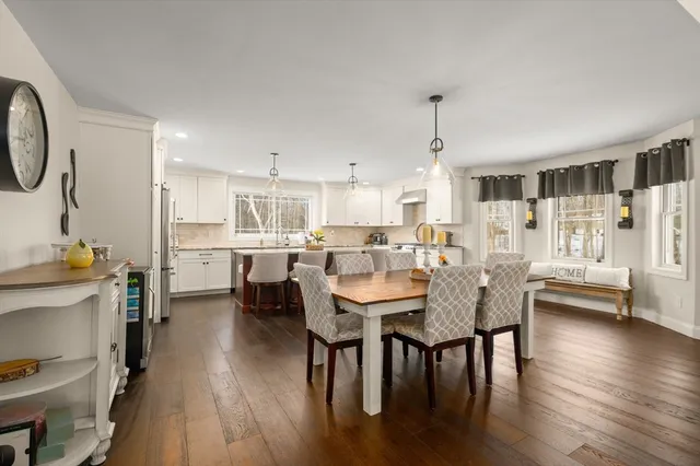 $979,000 | 9 Billis Way, Groveland, MA 01834