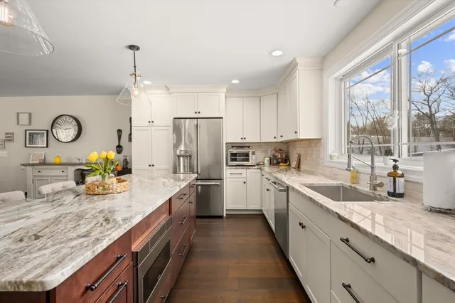 $979,000 | 9 Billis Way, Groveland, MA 01834