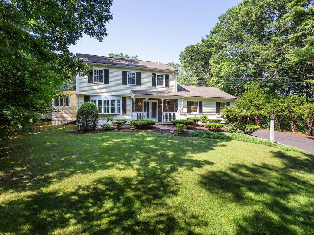 116 Daniels Road Rowley, MA 01969 - Photo 1 of 20 Gallery Image 1