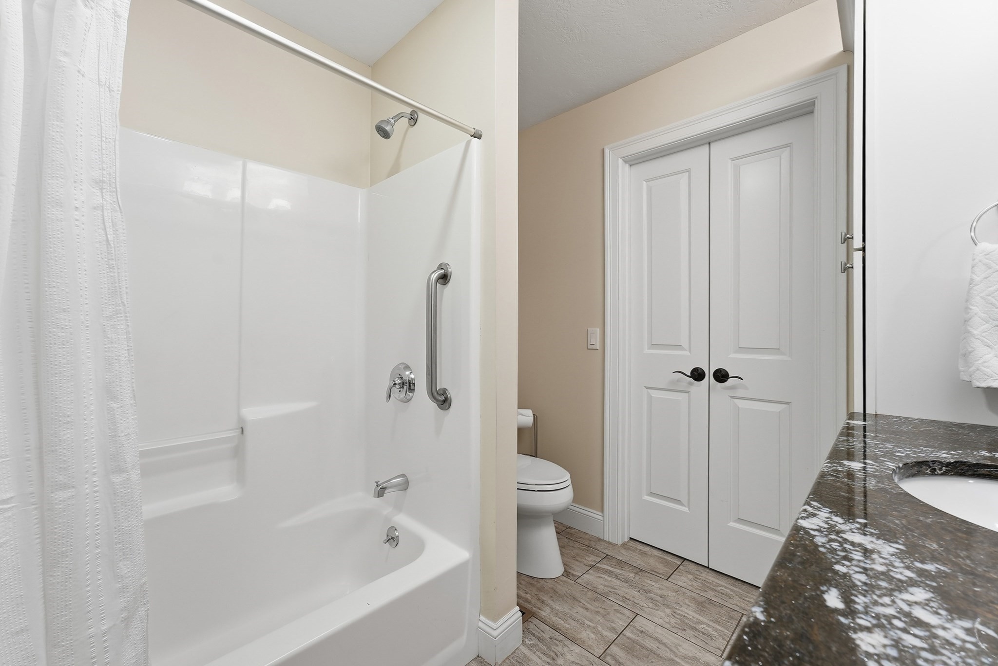 76 Beech Hill Road, Unit 76 West Springfield, MA 01089 - Photo 23 of 41 Gallery Image 23