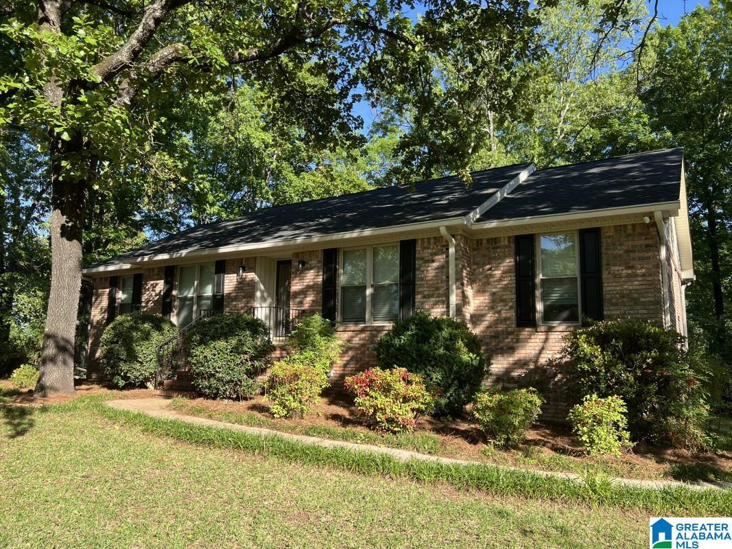 140 Port South Lane Alabaster, AL 35007 - Photo 2 of 31