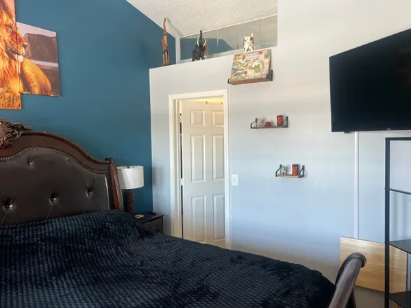 $2,400 | 1930 West Williams Circle, Westland, MI 48186