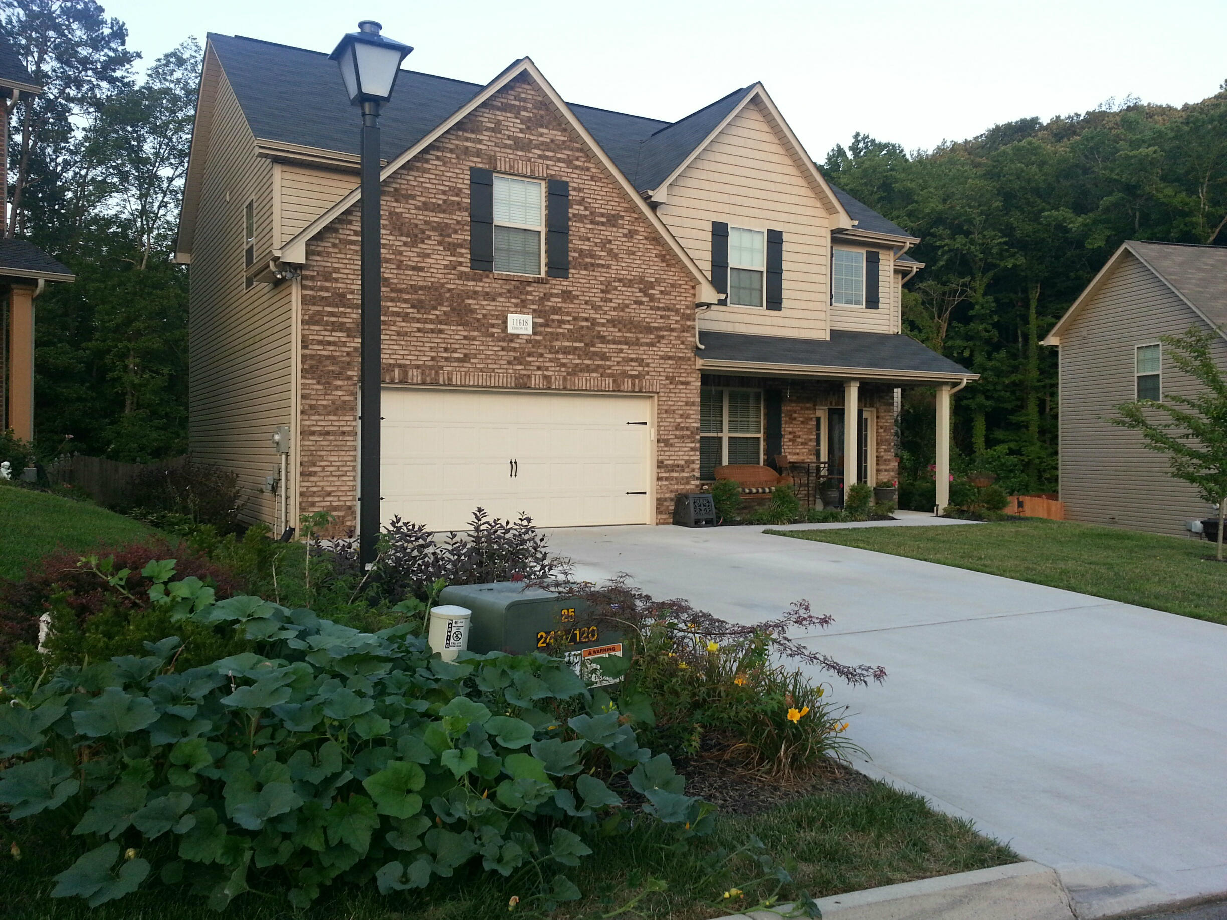11618 Edison Road Knoxville, TN 37932 - Photo 2 of 32 Front_Side View