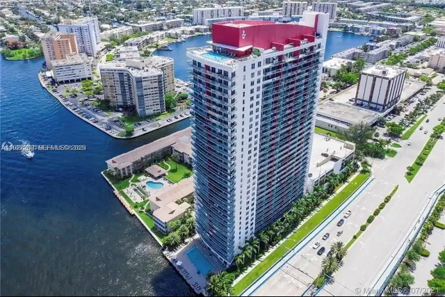 $439,000 | 2602 East Hallandale Beach Boulevard, Unit R809, Hallandale Beach, FL 33009