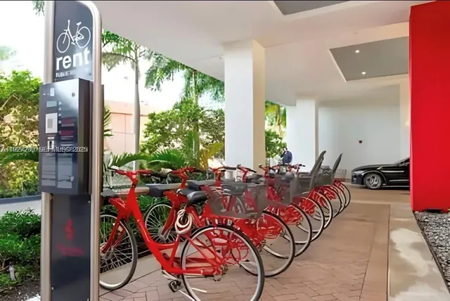 $439,000 | 2602 East Hallandale Beach Boulevard, Unit R809, Hallandale Beach, FL 33009