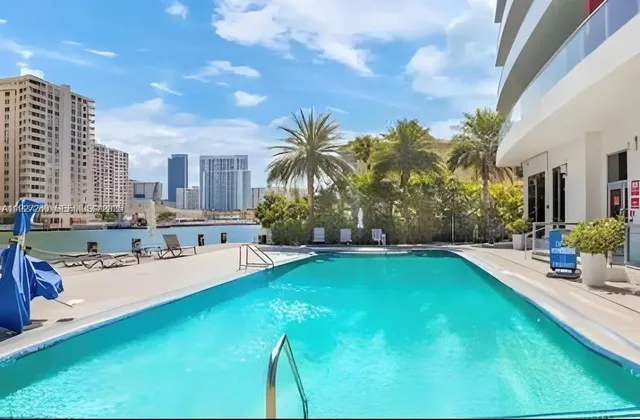 $439,000 | 2602 East Hallandale Beach Boulevard, Unit R809, Hallandale Beach, FL 33009