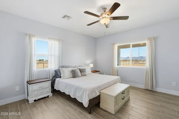 $589,900 | 25123 Peak View Road, Wittmann, AZ 85361