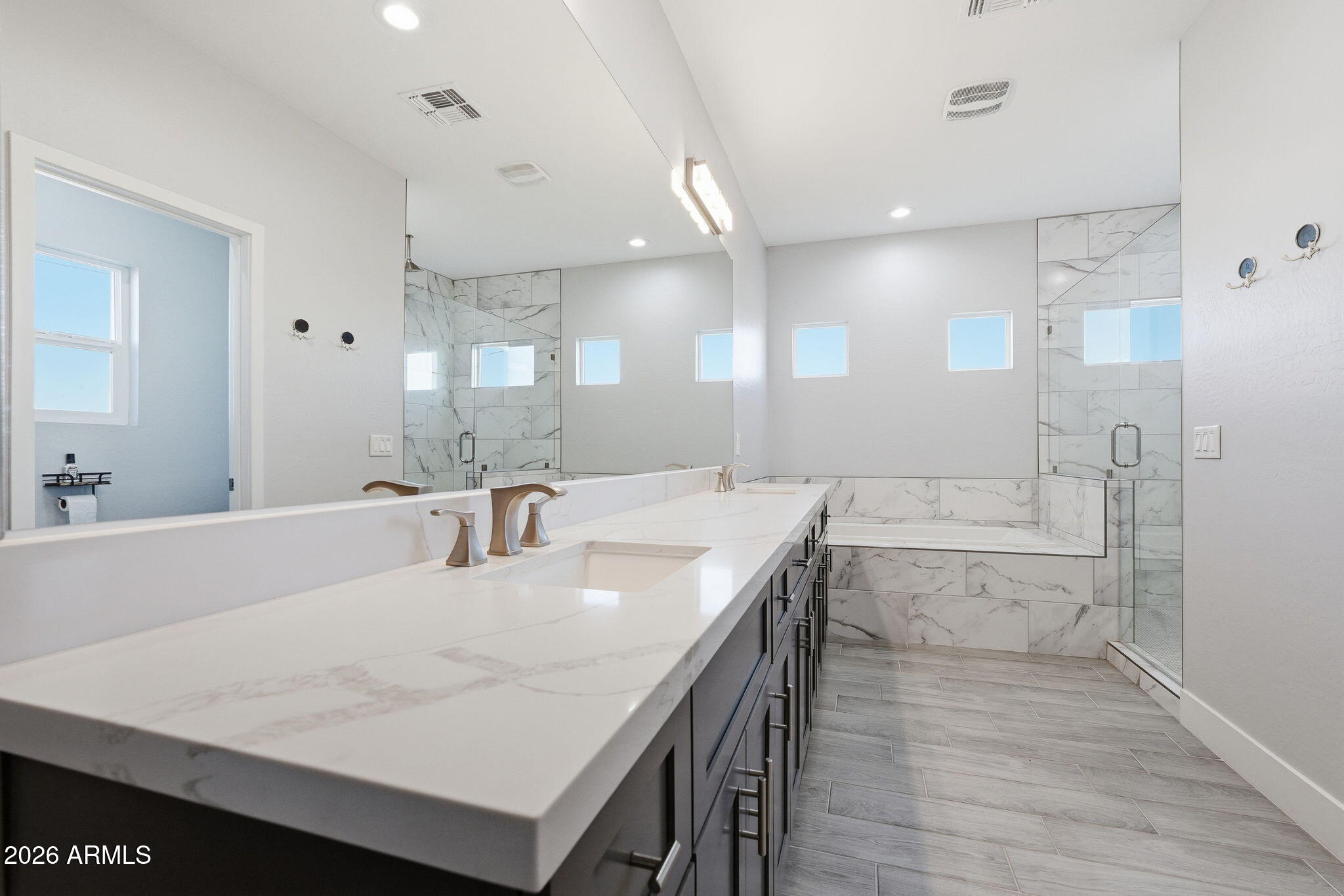 25123 Peak View Road Wittmann, AZ 85361 - Photo 32 of 48 Master Bathroom