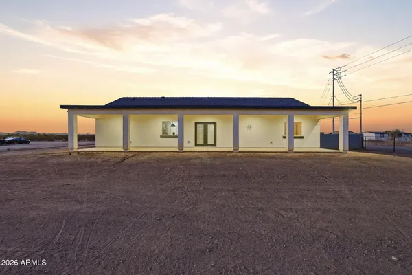 $589,900 | 25123 Peak View Road, Wittmann, AZ 85361