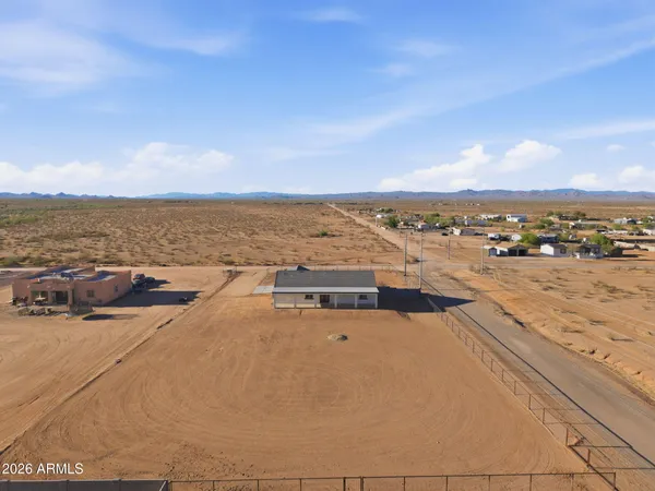 $589,900 | 25123 Peak View Road, Wittmann, AZ 85361
