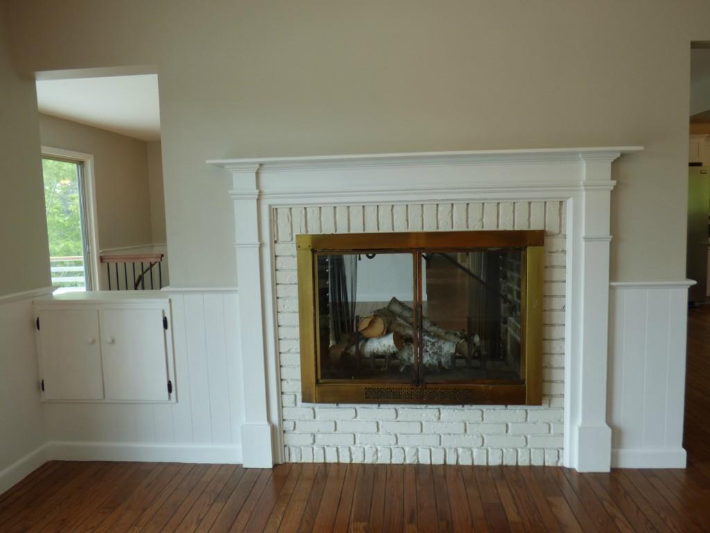 624 Gurnet Road Brunswick, ME 04011 - Photo 17 of 32 Dining Room with Fire Place