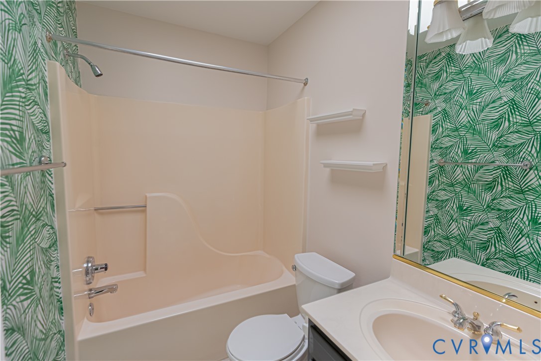 6325 Oldbern Road Chesterfield, VA 23832 - Photo 22 of 43