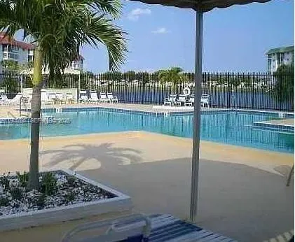 $1,750 | 2061 Northwest 47th Terrace, Unit 306, Lauderhill, FL 33313