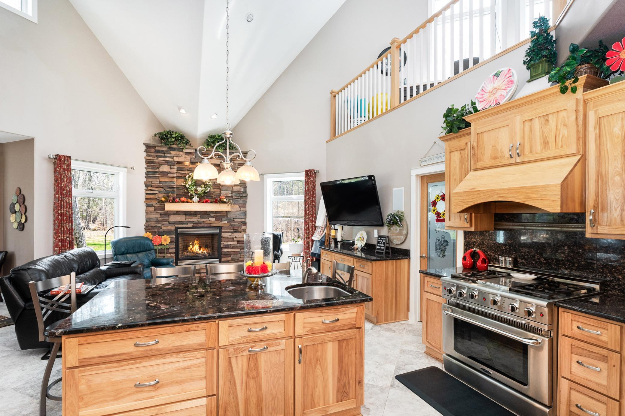 5760 Munger Shaw Road Saginaw, MN 55779 - Photo 13 of 52