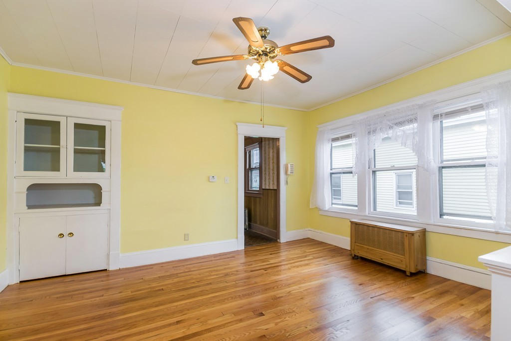 89-91 Lyons Street Springfield, MA 01151 - Photo 7 of 30 Gallery Image 7